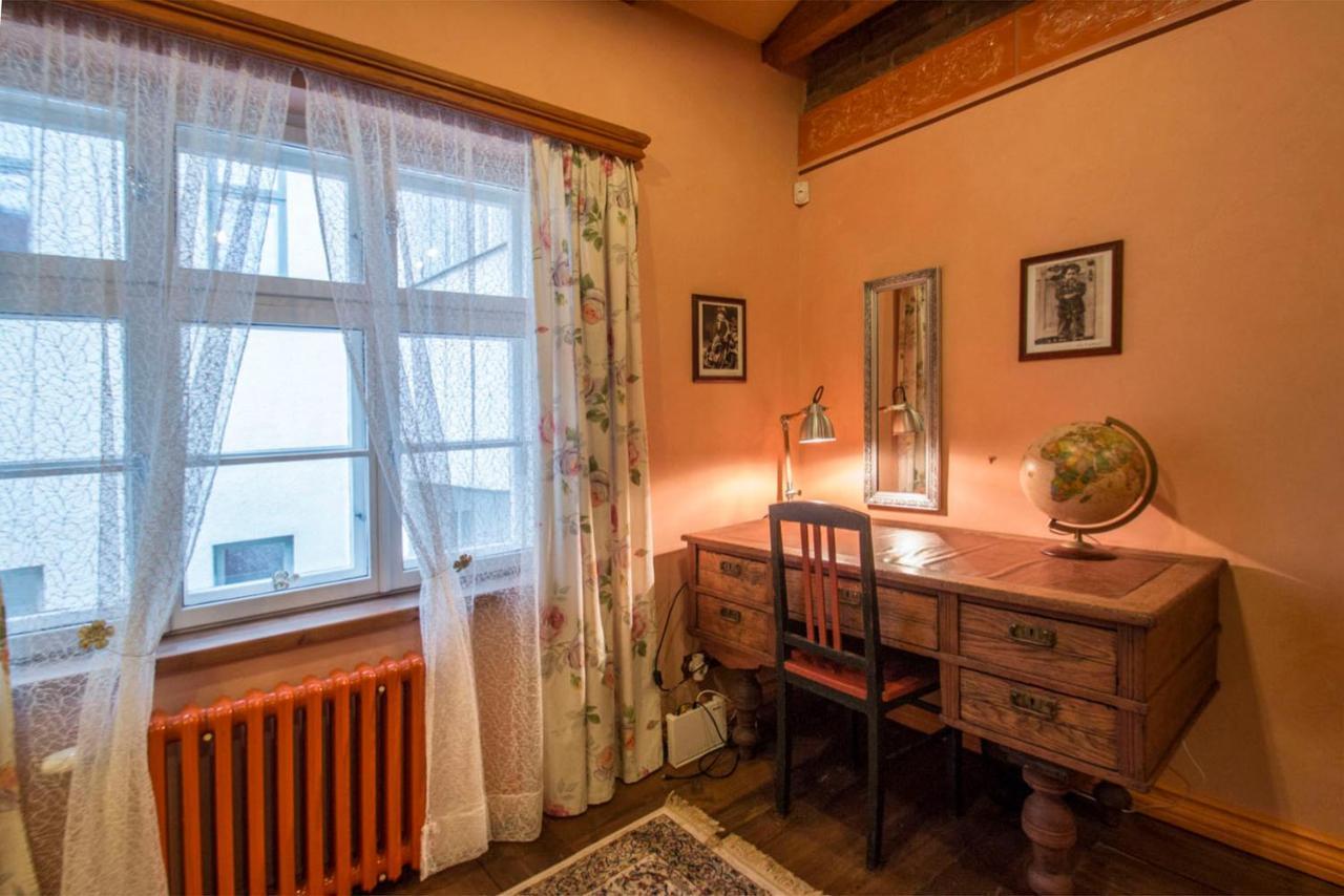 Bohemian Hideout, Old Town, Tartu Home Buitenkant foto